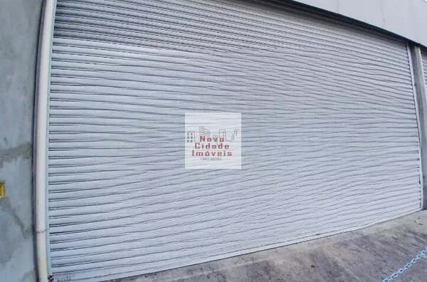 Vila Olímpia! Loja de rua com pé direito alto sem vaga para locação imediata