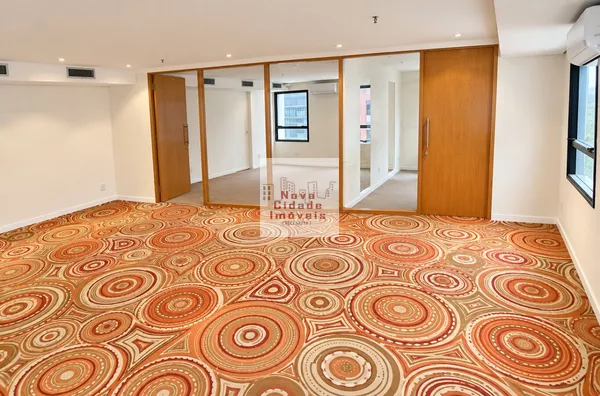 Vila Olímpia! Conjunto (76 m²) 3 salas, 2 banheiros e 2 vagas para locação