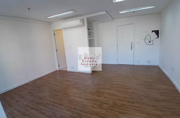 Vila Olímpia!!! Sala 32 m²  Reformado Ar Cond.1 banh 1 vaga p/ locação