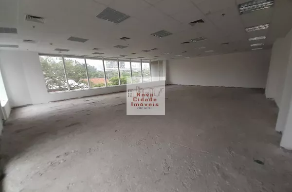 Brooklin! Sala comercial 194 m²  1 sala no contra-piso 4 banhs. 5 vagas para aluguel  Brooklin, São Paulo - Foto 3