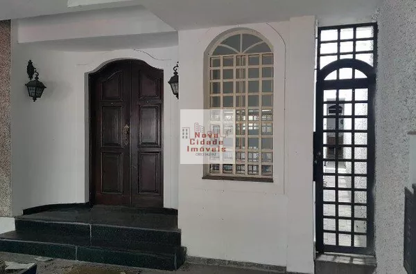Vila Olímpia! Sobrado comercial (141 m²) com 2 vagas para locação