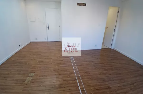 Vila Olímpia!!! Sala 64 m²  Reformado 3 banhs 2 vagas p/ locação