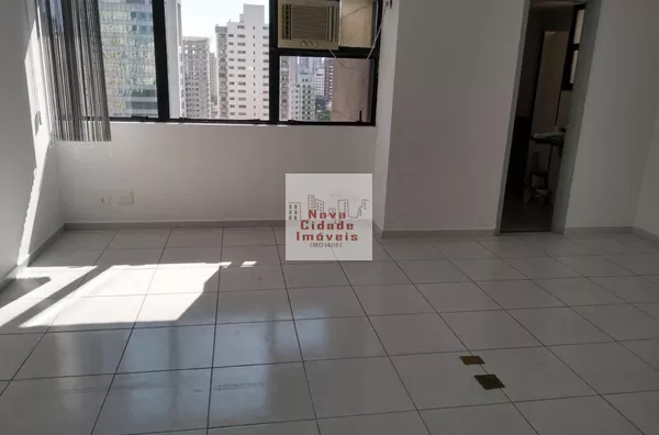 Moema! Sala comercial de 40 m² 1 sala AR CONDICIONADO 2 banhs. 1 vaga para venda - Foto 3