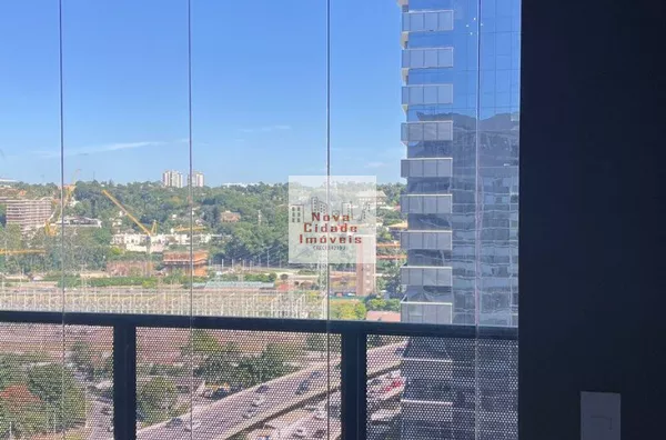 Vila Olímpia! Aptº 1 dorm (31 m²) semi-mobiliado com varanda, banheiro e 1 vaga para locação