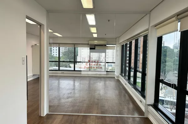 Vila Olímpia!  Conj. com. 58 m² Ar condicionado 2 salas 2 banhs 1 vaga p/ venda e locação - Foto 5