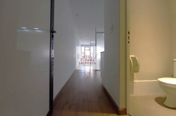 Vila Olímpia! Conjunto comercial (46,20 m²) com ar cond. e 2 vagas - Foto 2