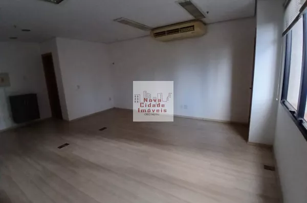 Vila Olímpia! Sala de 37 m² 2 banhs 1 vaga para locação - Foto 4