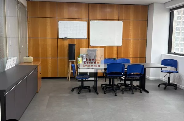 Brooklin!! Conjunto 196 m²  5 salas ar cond. 4 banhs. 5 vagas p/ aluguel