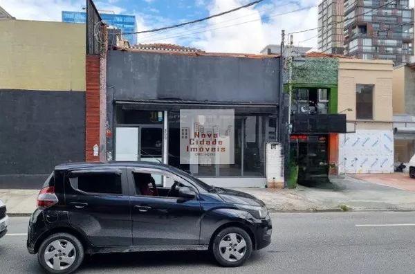 Vila Olímpia! Loja com 120 m² em rua de bom fluxo p/ locação com 2 vagas