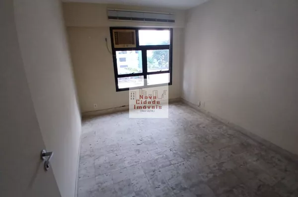 Vila Olímpia! Sala comercial de 32 m2  com divisória 1 banh 1 copa 1 vaga para aluguel - Foto 4