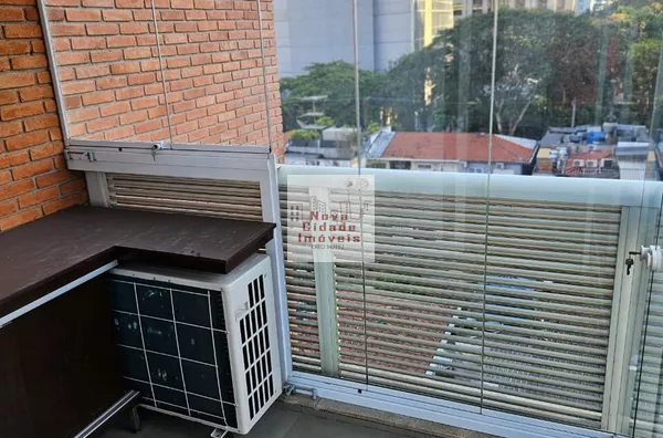 Itaim Bibi! Apto 91 m²  Semi Mobiliado com 2 suítes 3 banhs. e 2 vagas para venda - Foto 6