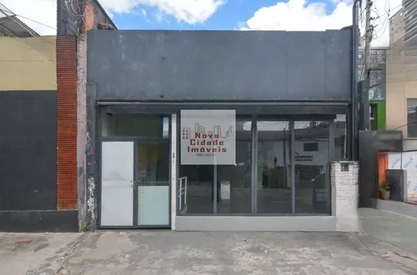 Vila Olímpia! Loja com 120 m² em rua de bom fluxo p/ locação com 2 vagas