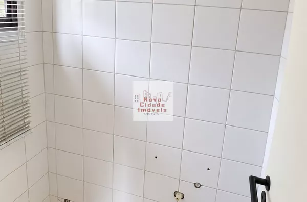 Vila Olímpia! Sala (32 m²) OPORTUNIDADE! 2 banheiros com 1 vaga à venda ou locação  