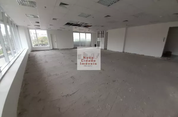 Brooklin! Sala comercial 194 m²  1 sala no contra-piso 4 banhs. 5 vagas para aluguel  Brooklin, São Paulo - Foto 2