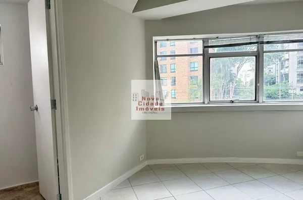 Itaim Bibi! Conjunto comercial 56 m² 1 sala c/ ar cond. 1 banh. 1 copa 1 vaga - Foto 2