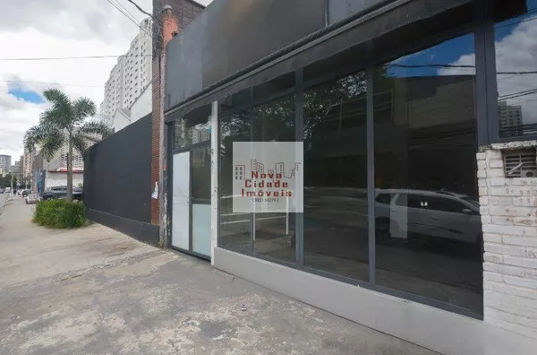 Vila Olímpia! Loja com 120 m² em rua de bom fluxo p/ locação com 2 vagas