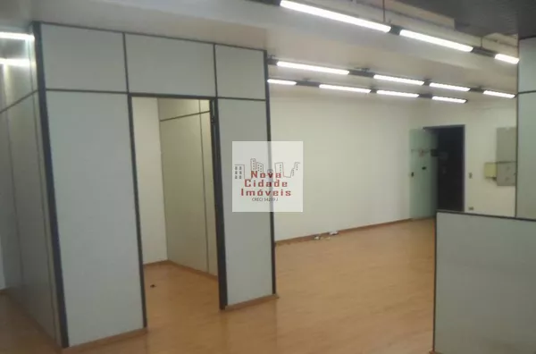 Brooklin! Sala comercial 212 m²  1 sala 4 banhs. 2 vagas para locação - Foto 3