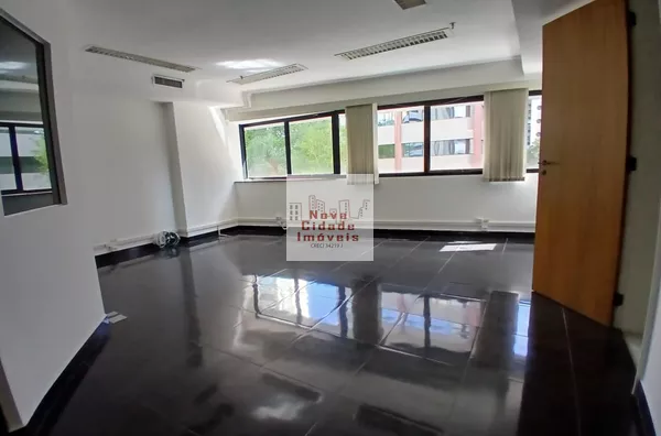 Brooklin! Sala comercial  55 m2 4 salas 2 banhs. 2 vagas p/ venda e locação - Foto 1