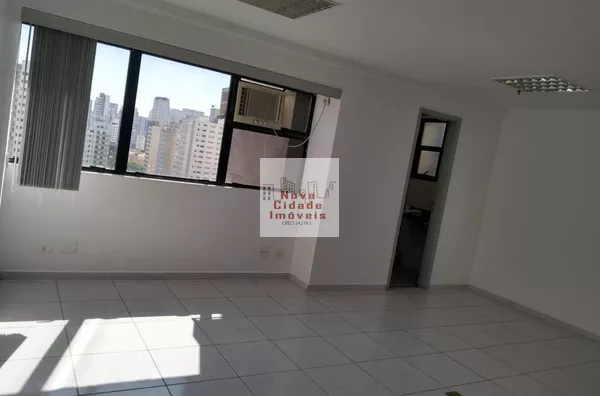 Moema! Sala comercial de 40 m² 1 sala AR CONDICIONADO 2 banhs. 1 vaga para venda - Foto 1