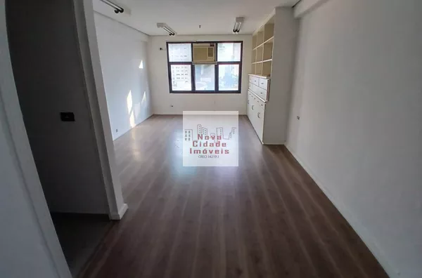 Vila Olímpia! Conjunto de 33 m² 1 sala 1 banheiro 1 copa 1 vaga para aluguel, - Foto 1