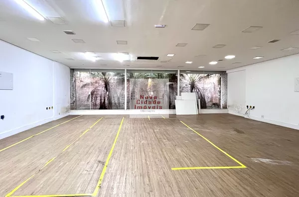 Moema! Loja 400 m² ( 2 pavimentos)  2 banhs. 8 vagas para aluguel - Foto 2