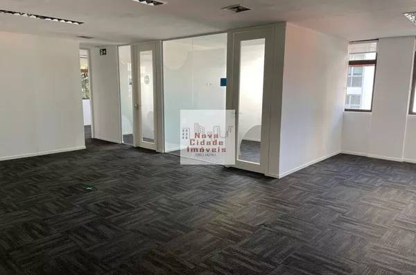 Conj. Com. p/ locação Brooklin (131 m²) 2 vagas (cob/desc) - Foto 2