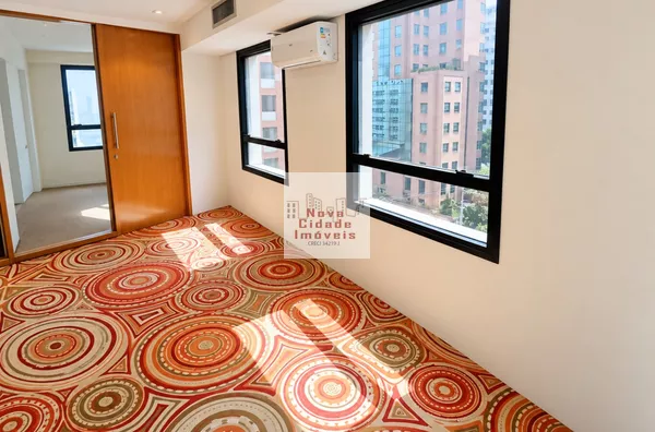 Vila Olímpia! Conjunto (76 m²) 3 salas, 2 banheiros e 2 vagas para locação