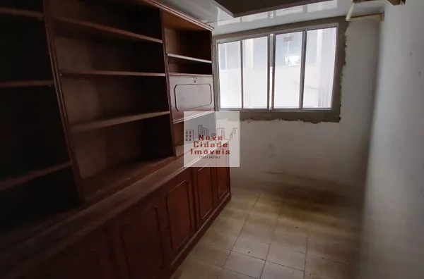 Bela Vista! Apto 197 m² com 3 dorm (1 suíte) com 2 vagas a venda - Foto 3