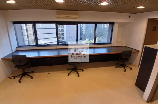 Vila Olímpia!! Sala com.  45 m²  2 salas  2 banhs.1 vaga p/ venda e aluguel