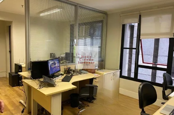 Vila Olímpia! Sala comercial 46 m² 1 banh. 1 vaga e vaga p/ visitante para aluguel - Foto 4