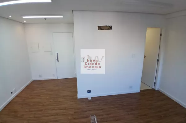 Vila Olímpia!!! Sala 64 m²  Reformado 3 banhs 2 vagas p/ locação