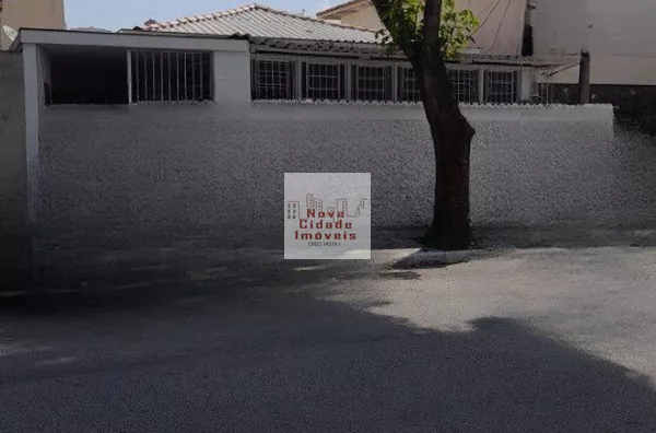 Chácara Stº Antônio! Casa térrea com 3 salas, 3 banheiros e 2 vagas - Foto 2