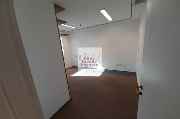 Jardins! Sala comercial (70 m²) com 2 vagas à venda! - Foto 1