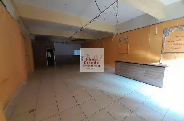 Pinheiros! Loja Oportunidade!! 100 m² de vão livre 1 sala 2 banhs p/ locação - Foto 2