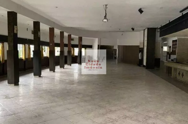 Moema! Galpão comercial de esquina com 652 m² p/ locação - Foto 2