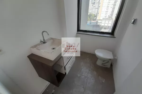 Itaim Bibi! Conjunto comercial 250 m²  locação 1sala 3 banhs. 5 vagas - Foto 4