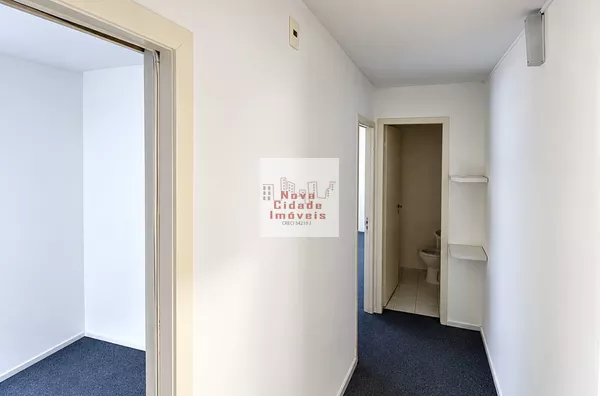 Vila Olímpia! Sala (32 m²) OPORTUNIDADE! 2 banheiros com 1 vaga à venda ou locação  