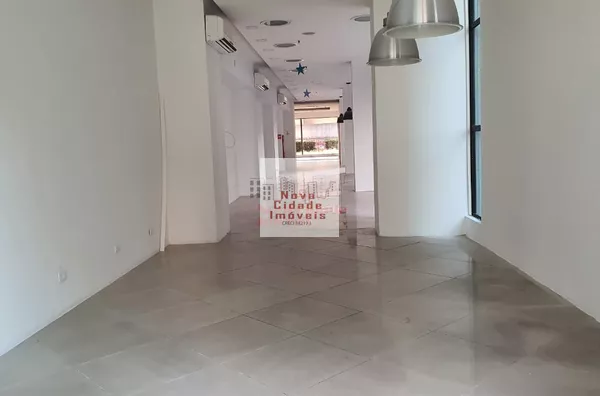 Vila Olímpia! Loja em fachada ativa com 218 m² a venda em rua de grande fluxo - Foto 1