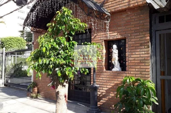 Vila Olímpia! Casa térrea comercial com muito espaço para venda ou locação. - Foto 1