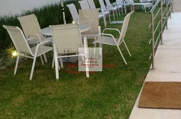Jardim da piscina