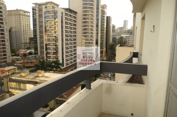 Vila Olímpia! Apto (80 m²) 3 dorms (1 suíte) com lazer e 2 vagas para locação - Foto 2
