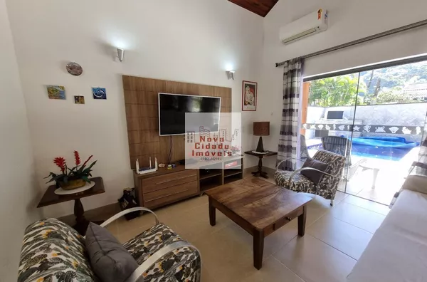 Praia do Lázaro Casa térrea 4 sts c/piscina quente - Foto 3