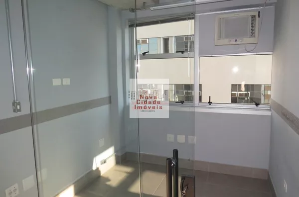 Moema! Sala comercial c/ 53 m² com 2 banheiros com 1 vaga para locação - Foto 10