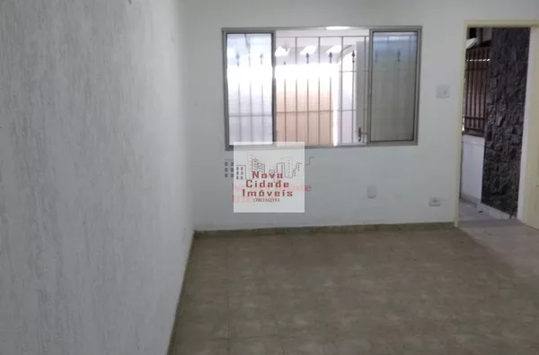 Vila Olímpia sobrado comercial em rua de bom fluxo