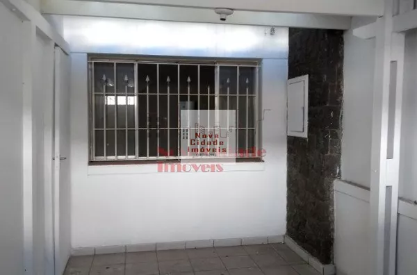 Vila Olímpia sobrado comercial em rua de bom fluxo