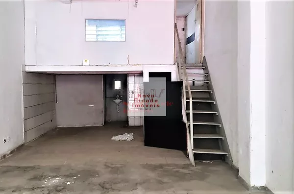 Prédio c/ 3 andares em rua s/saída na Vila Olímpia - Foto 2