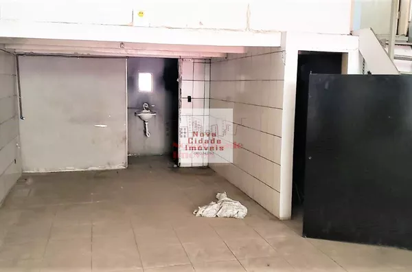 Prédio c/ 3 andares em rua s/saída na Vila Olímpia - Foto 3