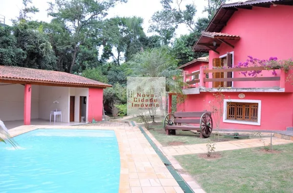 Casa c/ 1.113,70 mts² de área à venda no Transurb! - Foto 1