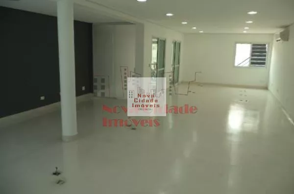 Vila Olímpia - Casa comercial reformada p/ locação