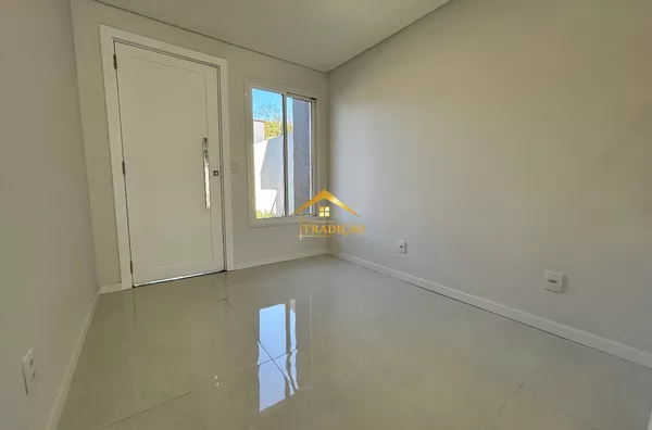 SOBRADO À VENDA, PINHEIRINHO, PATO BRANCO